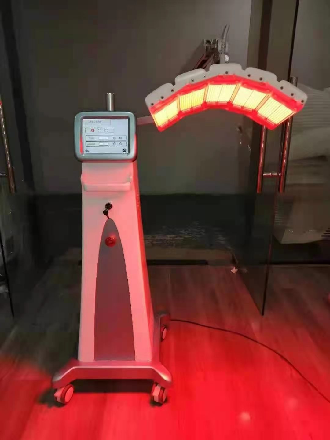 Newest Clinic 7 colors LED PDT Red blue facial care PDT Led Light Therapy machine