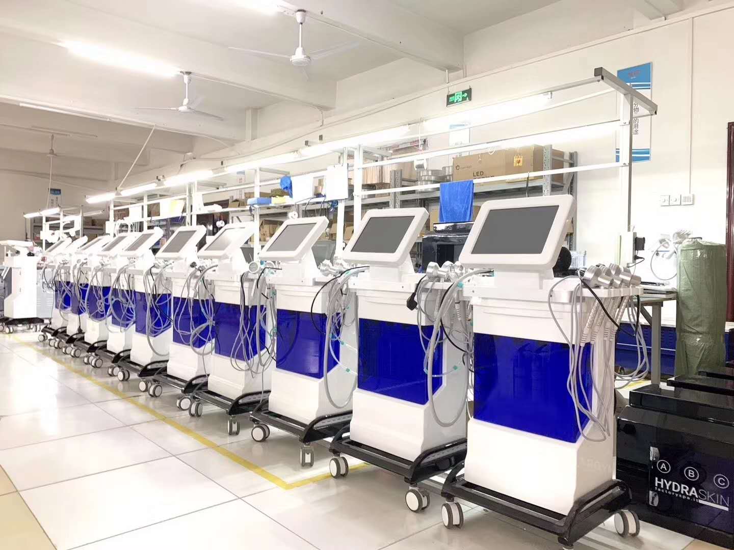 Professional 9 in 1 hydro dermabrasion machine deep cleaning device