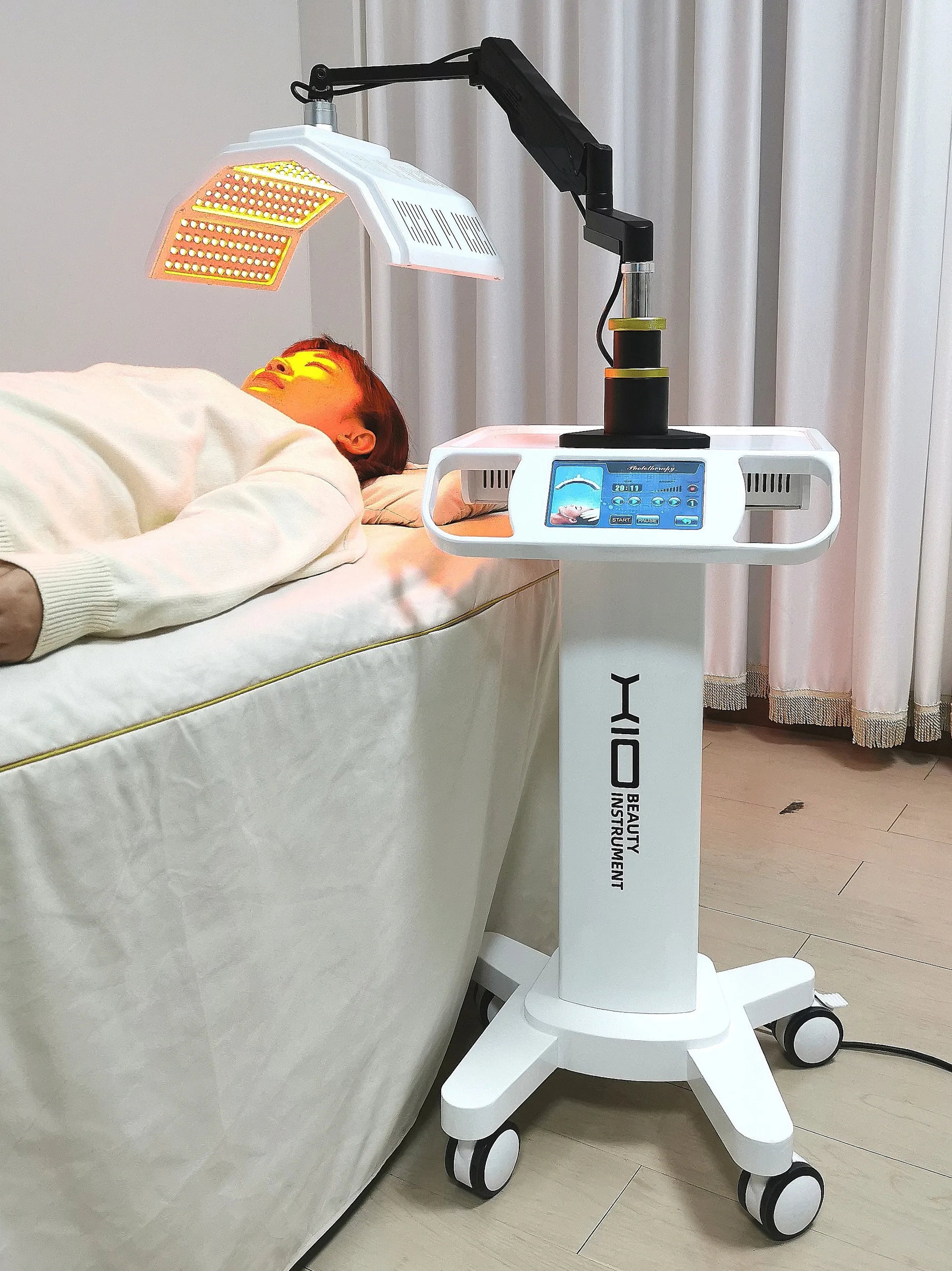 Newest Clinic approved skin rejuvenation red light therapy 7 colors LED PDT facial care PDT Led Light Therapy machine